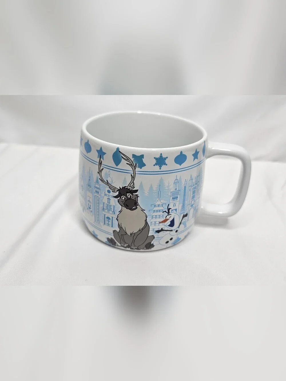 Disney World 50th Anniversary EPCOT Festival of the Holidays 2021 Mug Olaf Sven